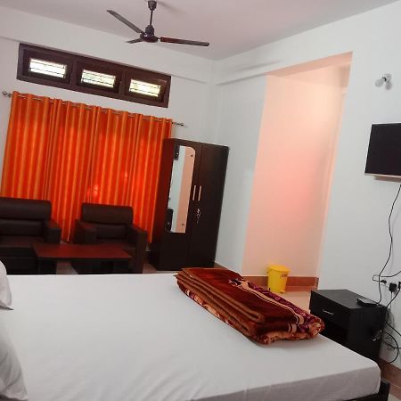 Niroda Guest House Guwahati Eksteriør bilde